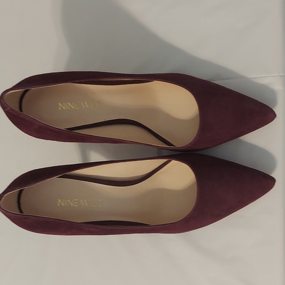 Nine West Shoes - Nine West Wine Seude Pumps-EXCELLENT CONDITION